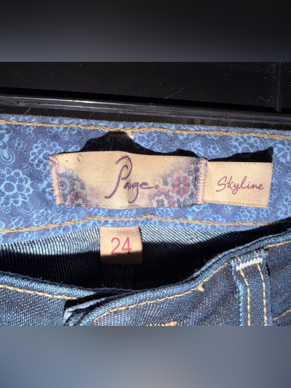 PAIGE 24 Lowrise Skyline Cropped Skinny Jeans Dark Wash - Picture 2 of 10